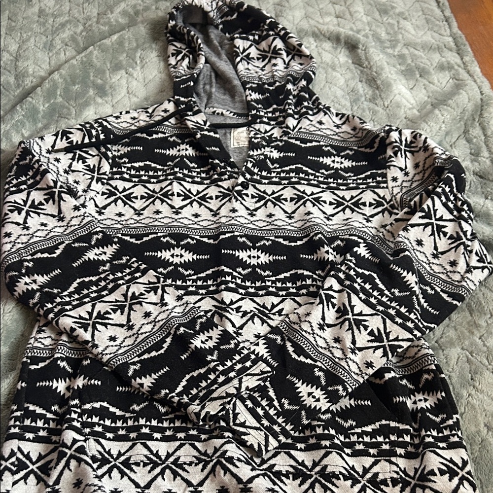 On the Byas Black and White Geometric Hoodie